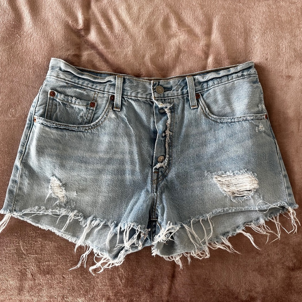 Levi’s 501 denim shorts